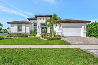 140 Sand Hill ST, Marco Island, FL 34145
