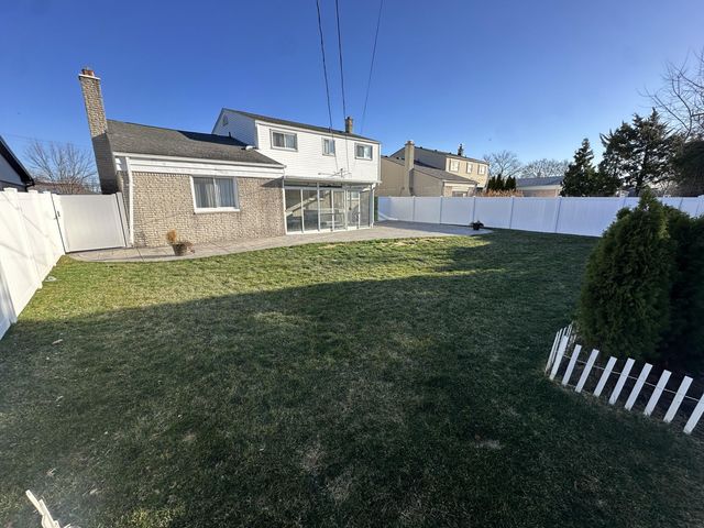 26429 Wilson Drive, Dearborn Heights City, MI 48127