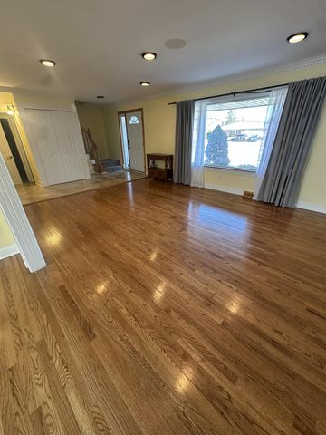 26429 Wilson Drive, Dearborn Heights City, MI 48127