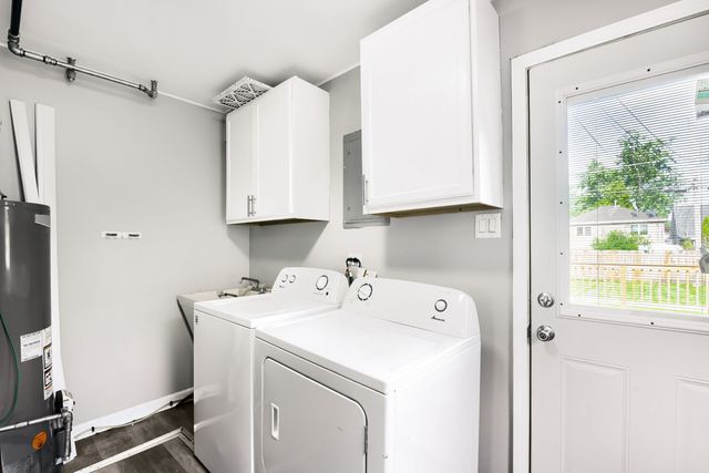 15013 Springfield Avenue, Midlothian, IL 60445