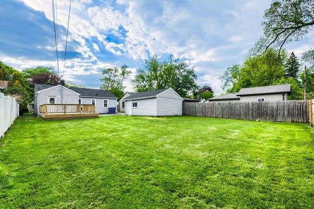 15013 Springfield Avenue, Midlothian, IL 60445