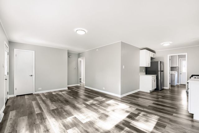 15013 Springfield Avenue, Midlothian, IL 60445