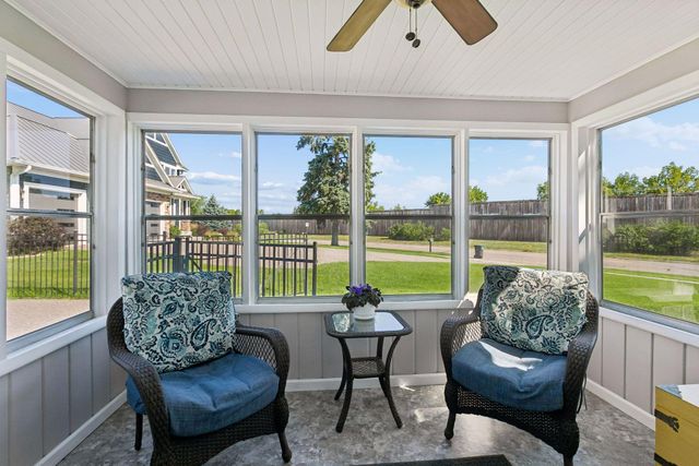 425 Turners Crossroad N, Golden Valley, MN 55422