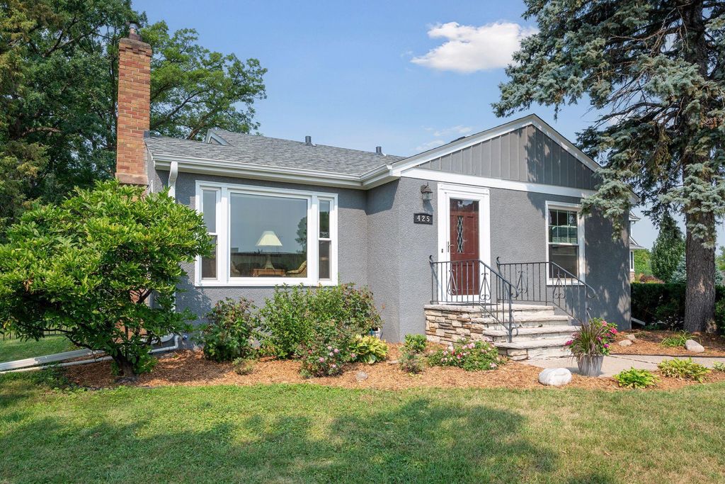 425 Turners Crossroad N, Golden Valley, MN 55422 — photo 3