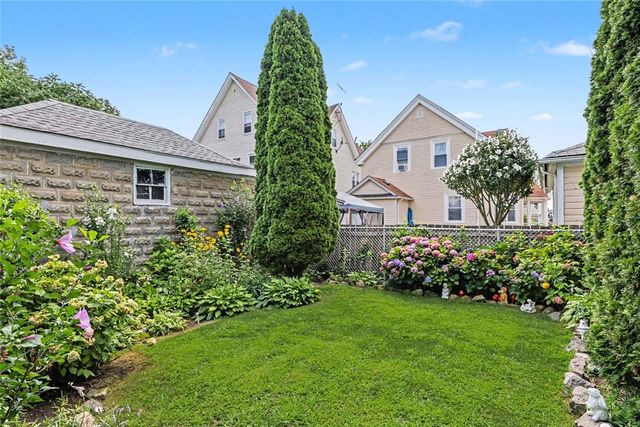 304 Indiana Avenue, Providence, RI 02905