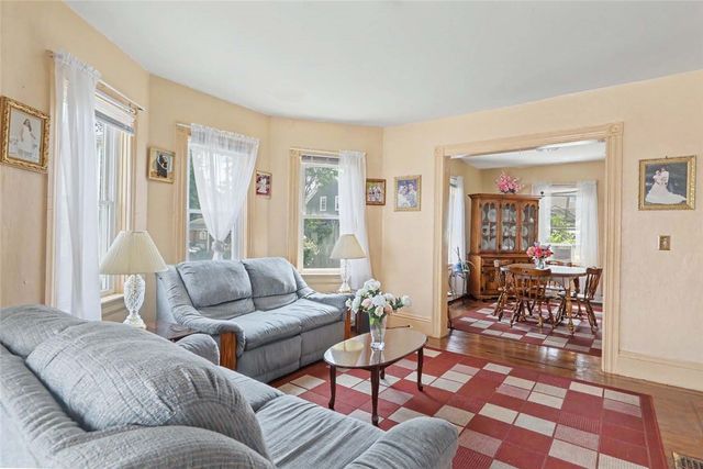 304 Indiana Avenue, Providence, RI 02905