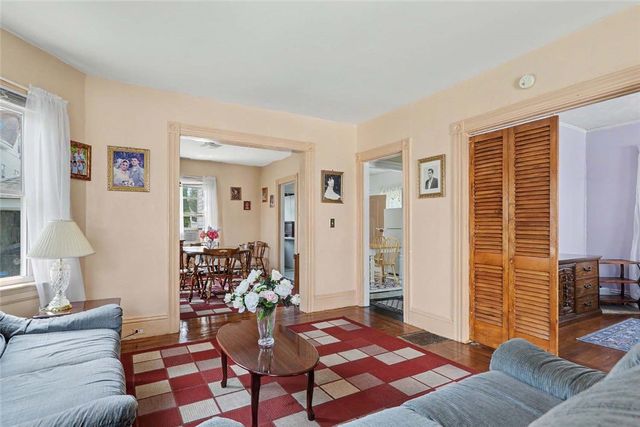 304 Indiana Avenue, Providence, RI 02905