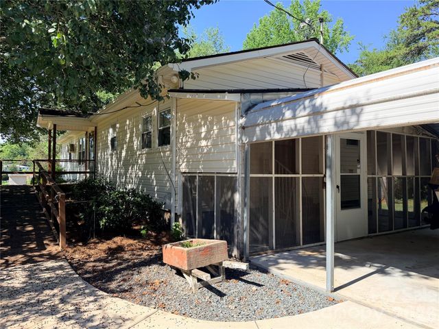 5945 Flowes Store Road, Concord, NC 28025
