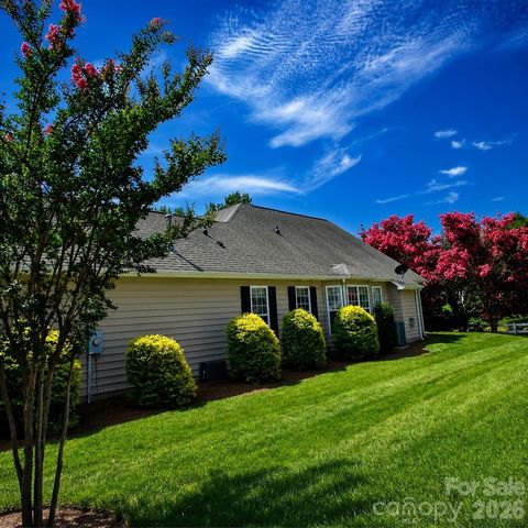 1712 Quartz Ridge, Fort Mill, SC 29708
