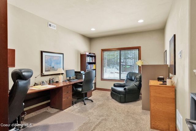 558 Grouse Hill RD, Bonners Ferry, ID 83805