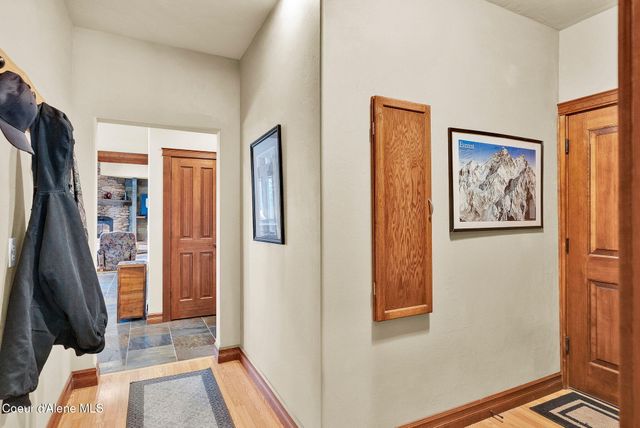 558 Grouse Hill RD, Bonners Ferry, ID 83805