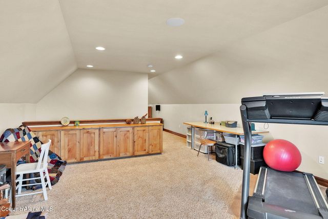 558 Grouse Hill RD, Bonners Ferry, ID 83805