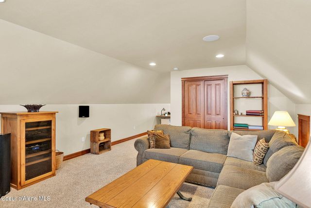 558 Grouse Hill RD, Bonners Ferry, ID 83805