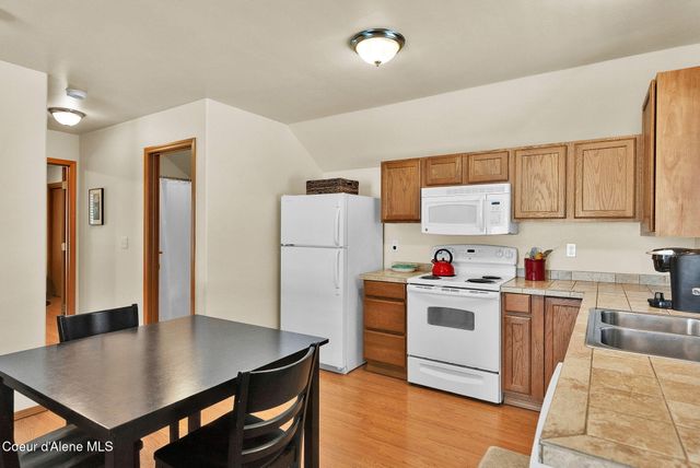 558 Grouse Hill RD, Bonners Ferry, ID 83805