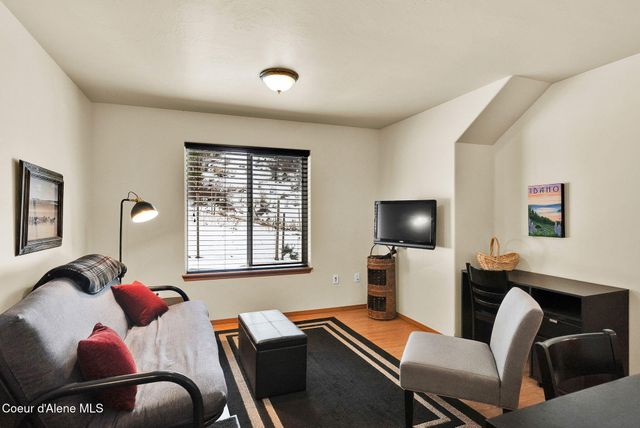 558 Grouse Hill RD, Bonners Ferry, ID 83805