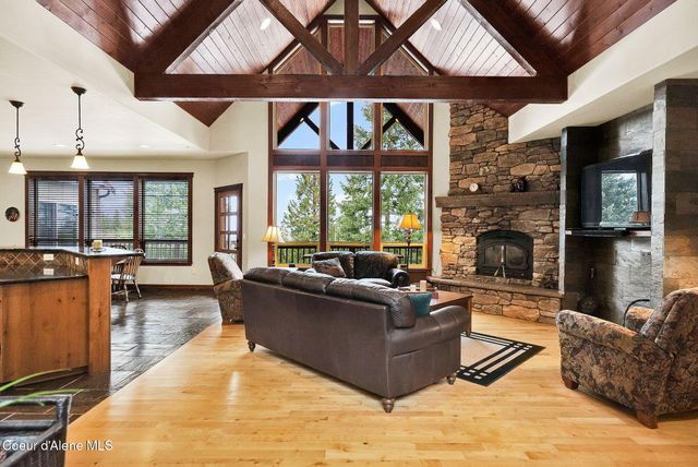 558 Grouse Hill RD, Bonners Ferry, ID 83805