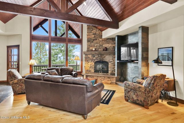 558 Grouse Hill RD, Bonners Ferry, ID 83805