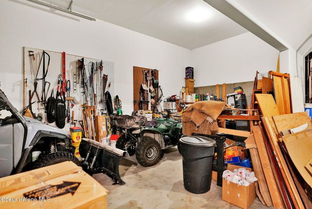 558 Grouse Hill RD, Bonners Ferry, ID 83805