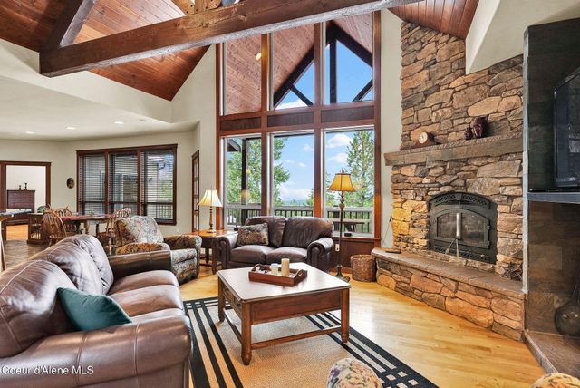 558 Grouse Hill RD, Bonners Ferry, ID 83805