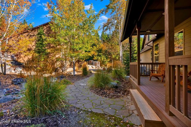 558 Grouse Hill RD, Bonners Ferry, ID 83805