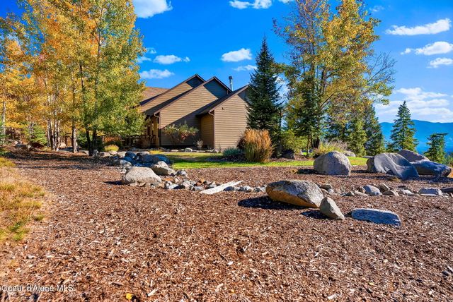 558 Grouse Hill RD, Bonners Ferry, ID 83805