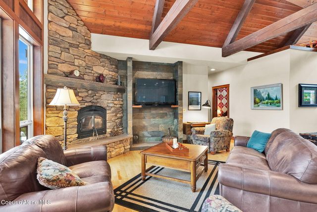 558 Grouse Hill RD, Bonners Ferry, ID 83805