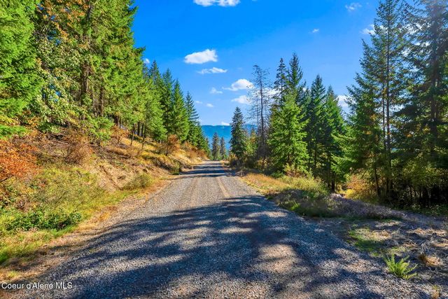 558 Grouse Hill RD, Bonners Ferry, ID 83805