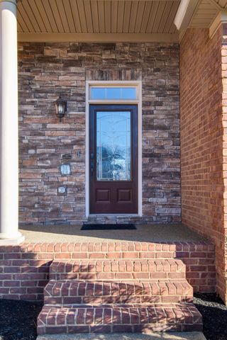 219 Amana Dr, Lebanon, TN 37087