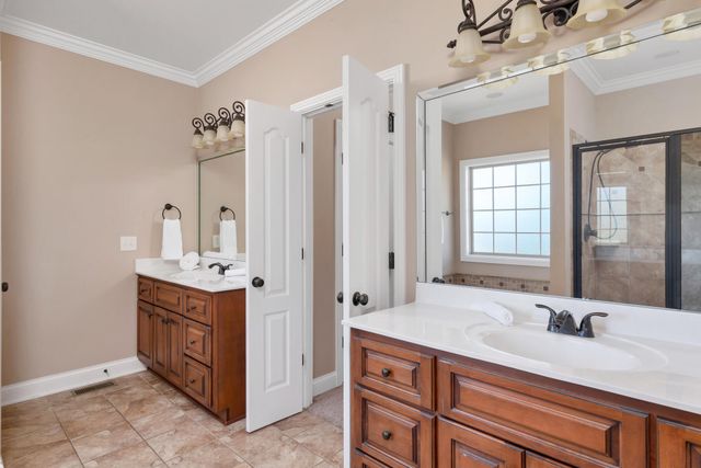 219 Amana Dr, Lebanon, TN 37087