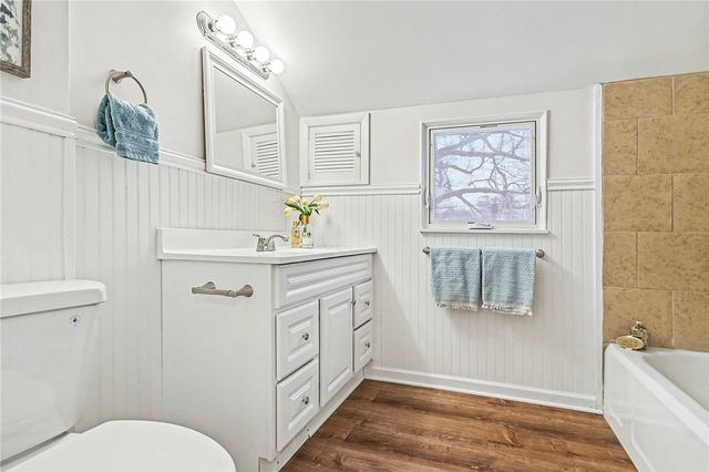 383 Wimbledon Road, Irondequoit, NY 14617