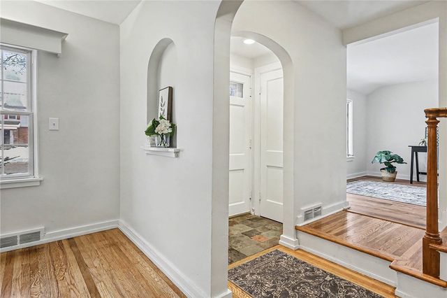 383 Wimbledon Road, Irondequoit, NY 14617