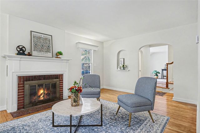 383 Wimbledon Road, Irondequoit, NY 14617