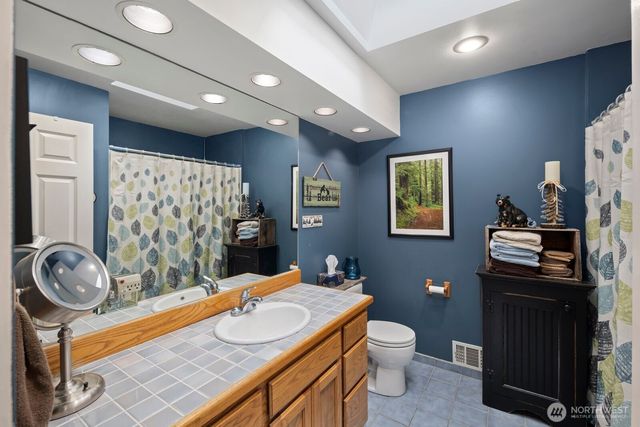 13317 424th Avenue SE, North Bend, WA 98045