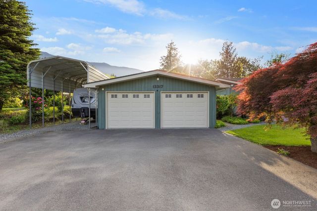 13317 424th Avenue SE, North Bend, WA 98045