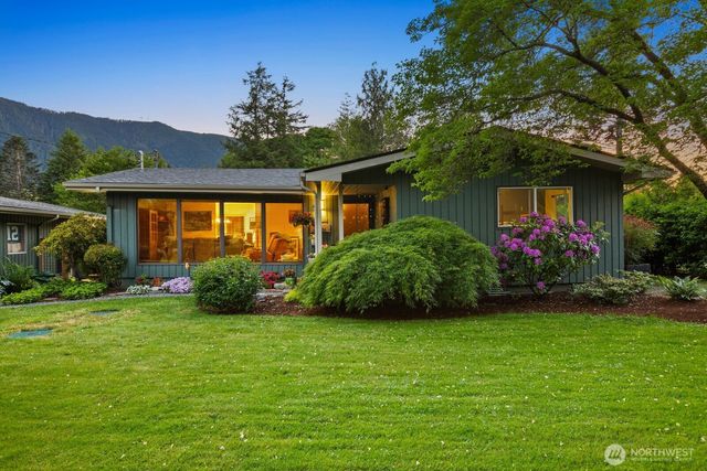 13317 424th Avenue SE, North Bend, WA 98045
