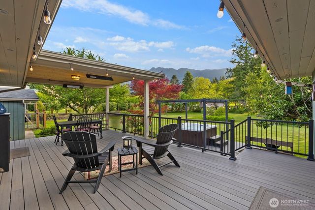 13317 424th Avenue SE, North Bend, WA 98045
