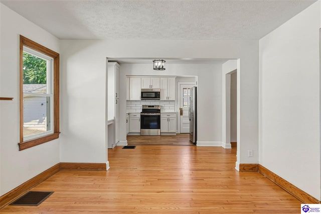 311 N Mulberry Street, Elizabethtown, KY 42701
