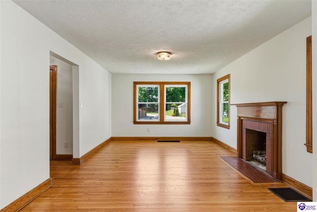 311 N Mulberry Street, Elizabethtown, KY 42701