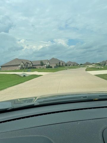330 Cliff Ridge Lane, Venus, TX 76084