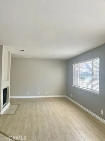 43469 W 30th Street West 1, Lancaster, CA 93536