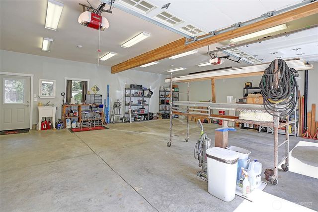 12411 246th Street NE, Arlington, WA 98223
