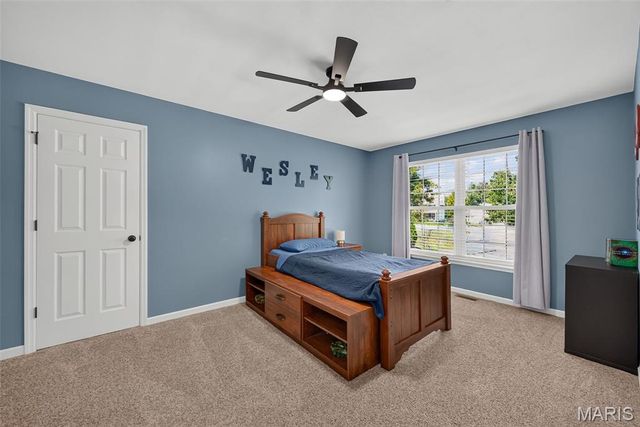 7 Stansbury Way, St Peters, MO 63376