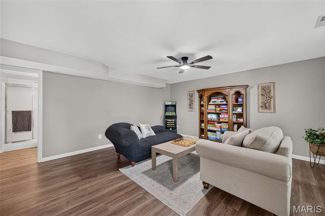 7 Stansbury Way, St Peters, MO 63376