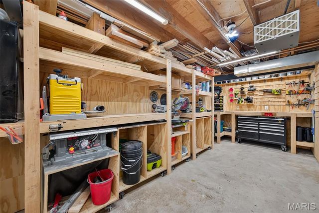 7 Stansbury Way, St Peters, MO 63376