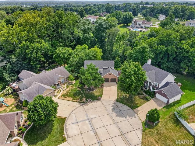 7 Stansbury Way, St Peters, MO 63376