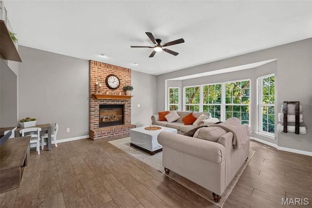 7 Stansbury Way, St Peters, MO 63376