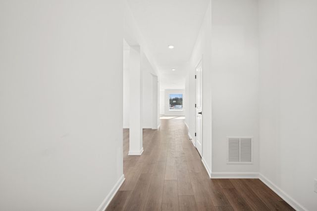 10586 Harbor Lane N, Maple Grove, MN 55369