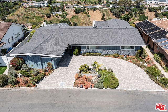 4107 Punta Alta Drive, Los Angeles, CA 90008