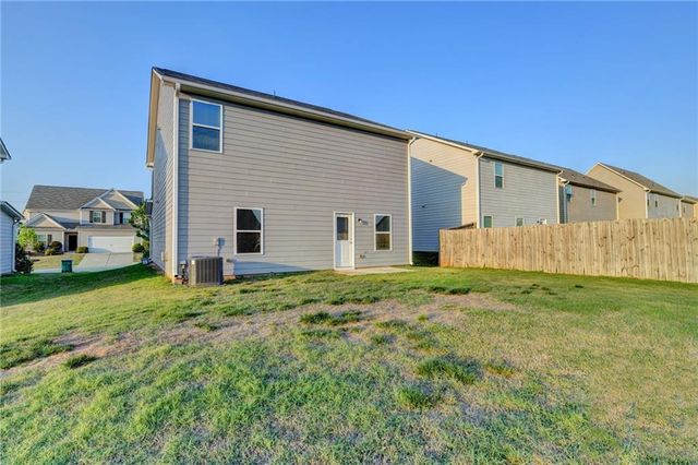 811 Independence Avenue, Pendergrass, GA 30567
