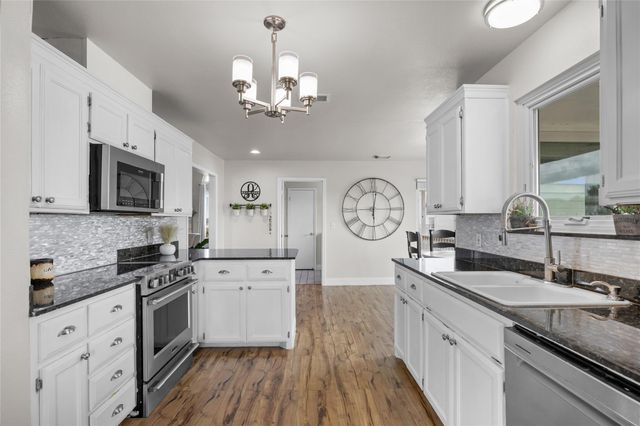 1283 Rattlesnake TRL, Burnet, TX 78611